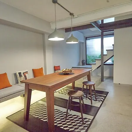 Stylish Duplex 2 Bedroom Apartment - 3 Mins Walk To Bts Nana