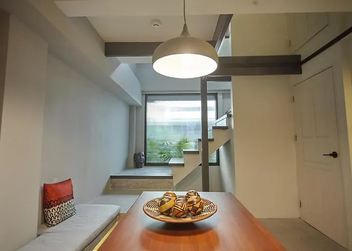 Stylish Duplex 2 Bedroom - 3 Mins Walk To Bts Nana Apartment Bangkok