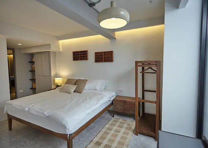 Stylish Duplex 2 Bedroom - 3 Mins Walk To Bts Nana * Bangkok
