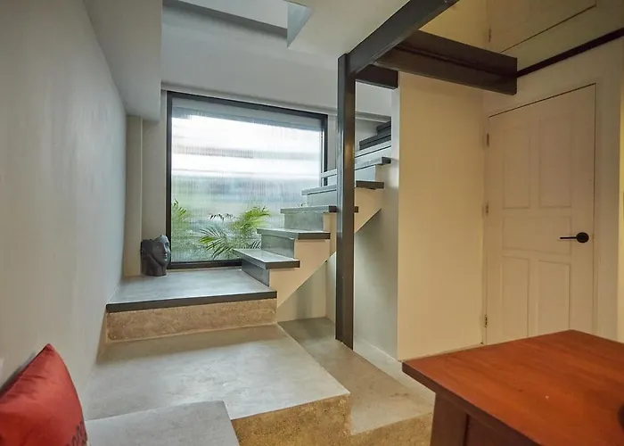 Stylish Duplex 2 Bedroom - 3 Mins Walk To Bts Nana Apartment *