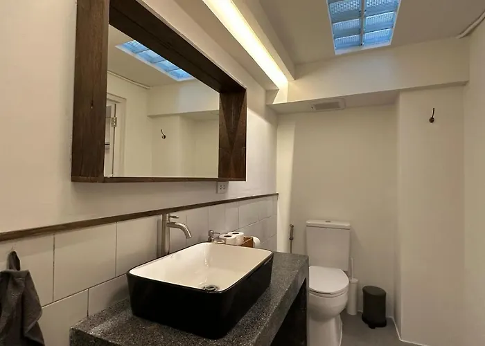 Stylish Duplex 2 Bedroom - 3 Mins Walk To Bts Nana Bangkok