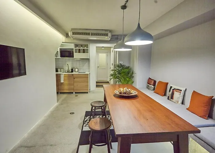 Stylish Duplex 2 Bedroom - 3 Mins Walk To Bts Nana Apartment
